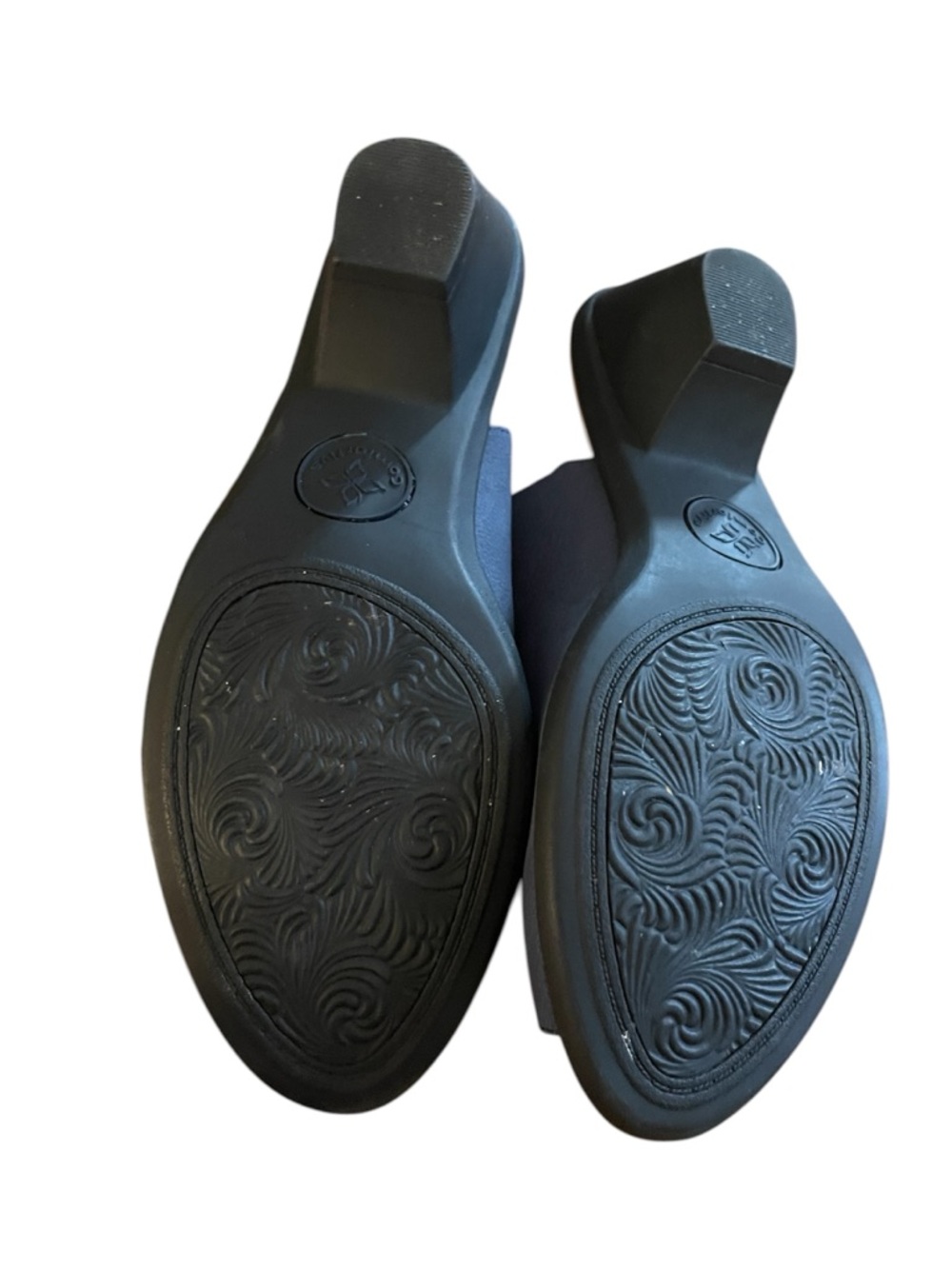 Comfortiva Women's Blue Cutout Open-Toe Mule Slides. Worn once. - Picture 3 of 4